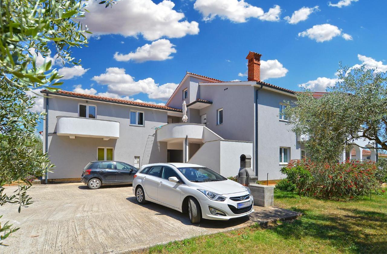 Apartments Elizabeta 1701 Fažana Exterior foto