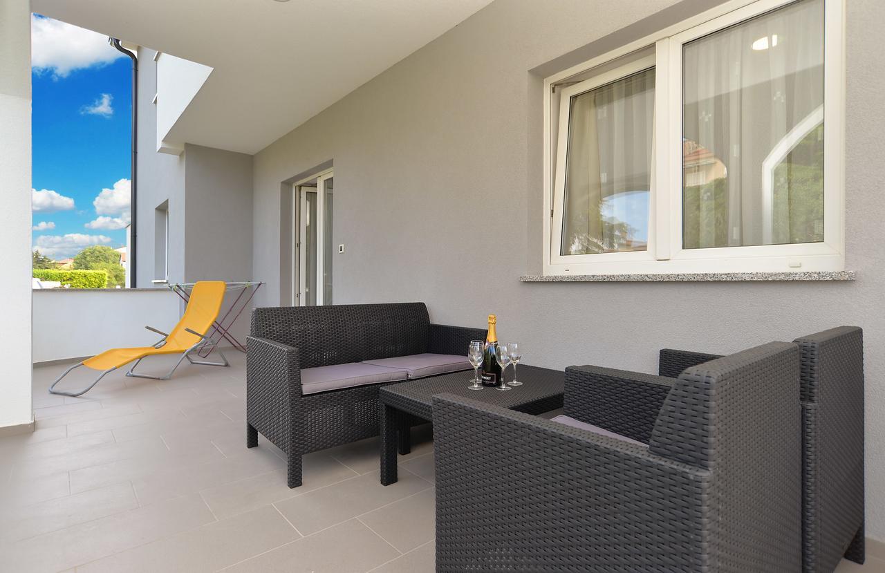 Apartments Elizabeta 1701 Fažana Exterior foto