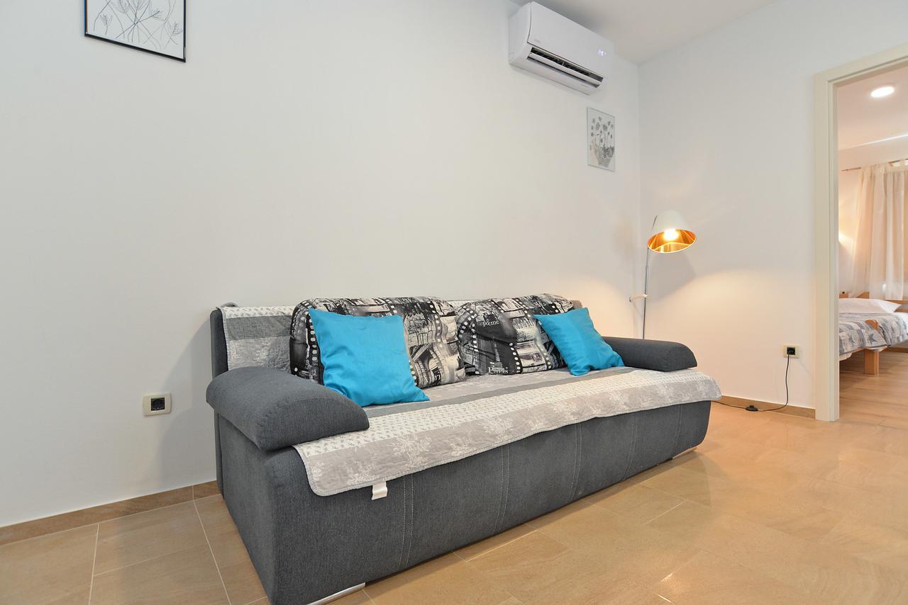 Apartments Elizabeta 1701 Fažana Exterior foto