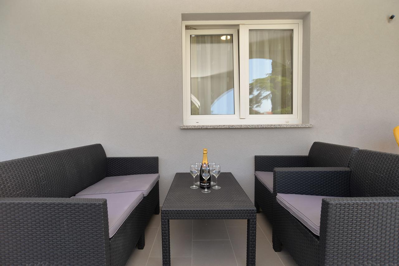 Apartments Elizabeta 1701 Fažana Exterior foto